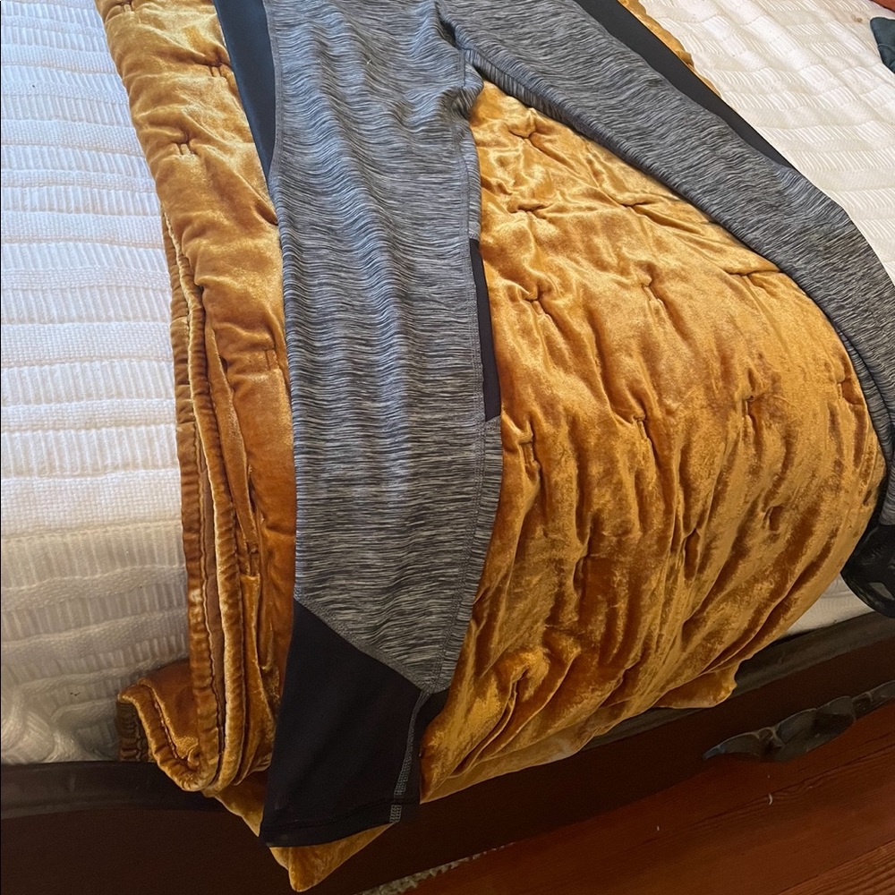 Express Core Performance Grey 2 Piece Set - image 5